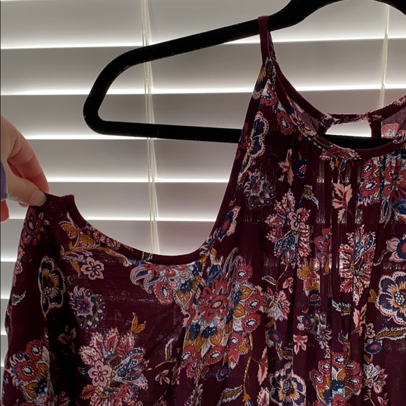 Iz Byer off the shoulder top size L - Picture 2 of 4